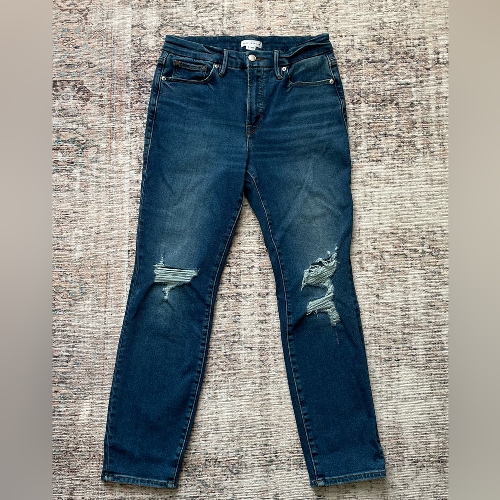 Good American - Good Legs Straight Jeans